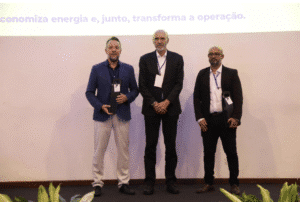 Tiago Falcão e Marcello Esteves no encerramento da palestra.